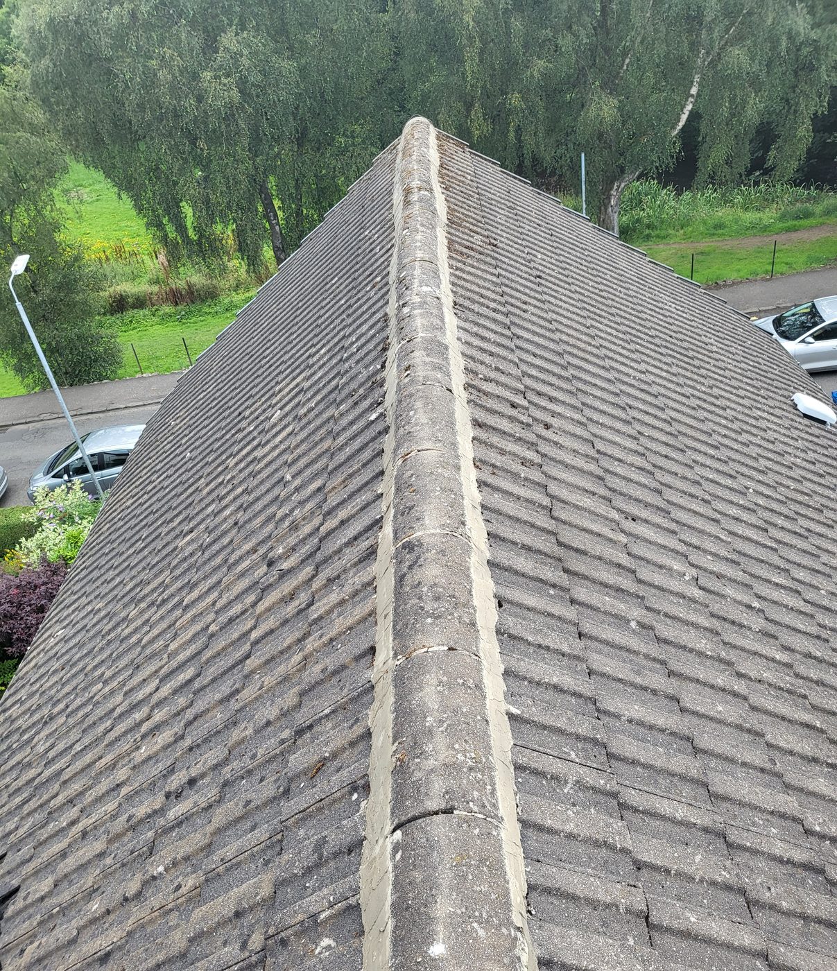 Finished tiled roof ridge